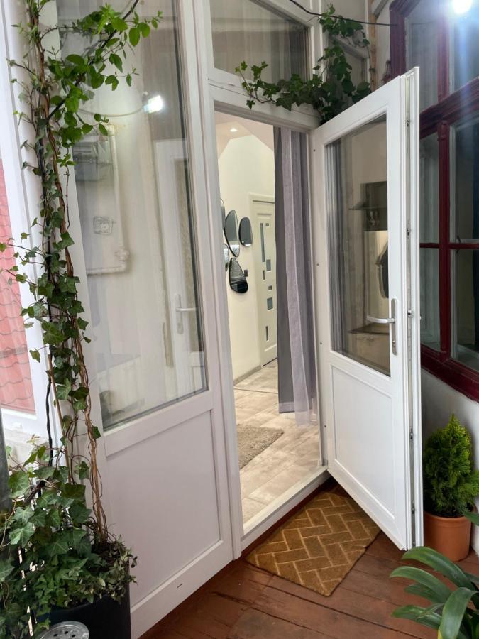Deyinn Guest House Centrum Турда Екстериор снимка