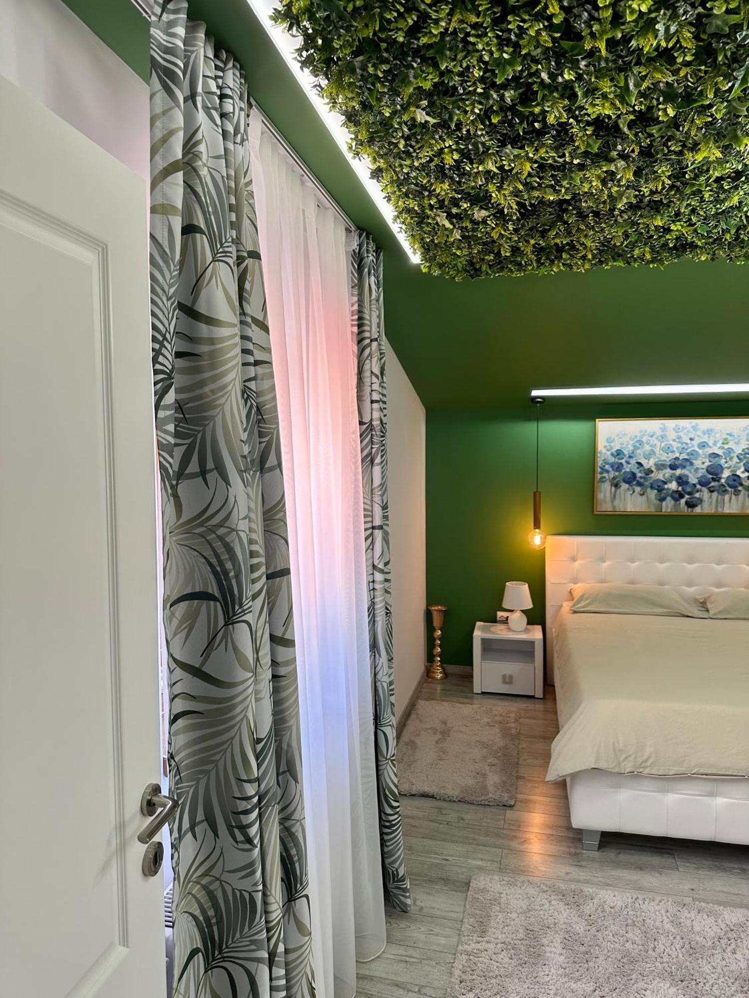 Deyinn Guest House Centrum Турда Екстериор снимка