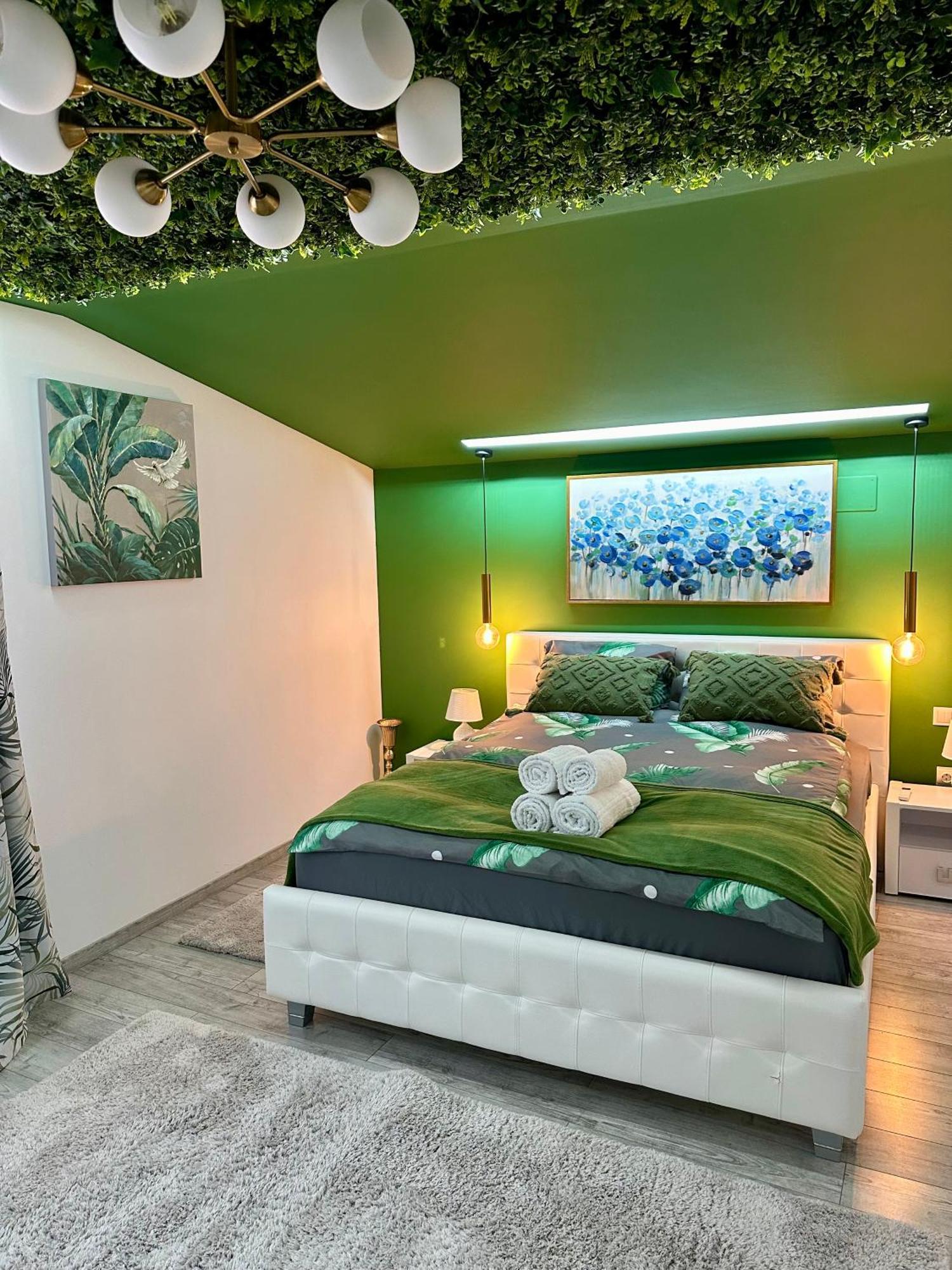 Deyinn Guest House Centrum Турда Екстериор снимка